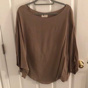 Elizabeth Suzann top